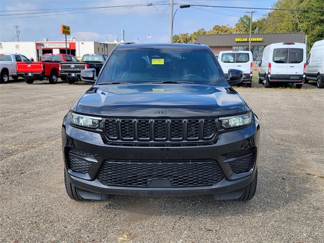 2022 Jeep Grand Cherokee Altitude photo 10