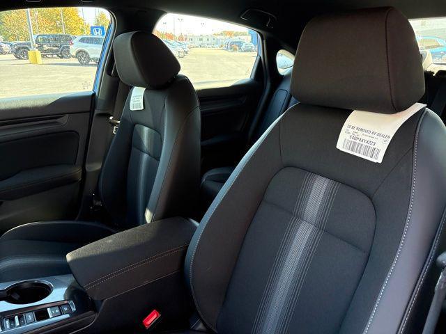 2026 Honda Civic Hatchback Sport photo 4