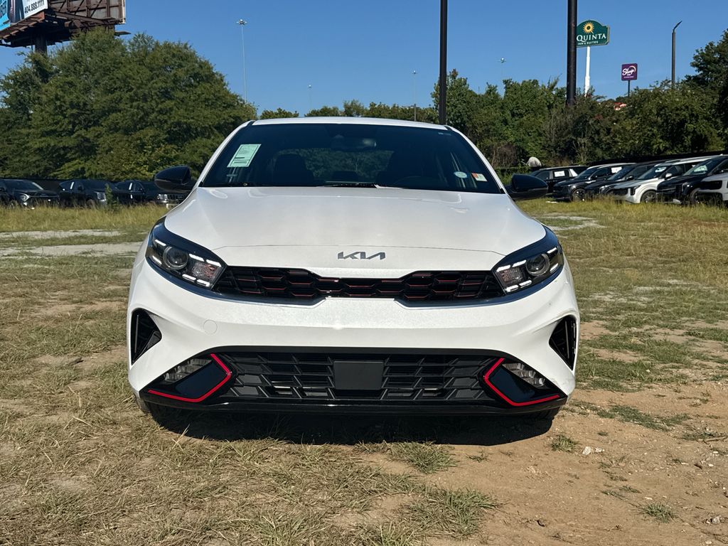 2024 Kia Forte GT-Line photo 8