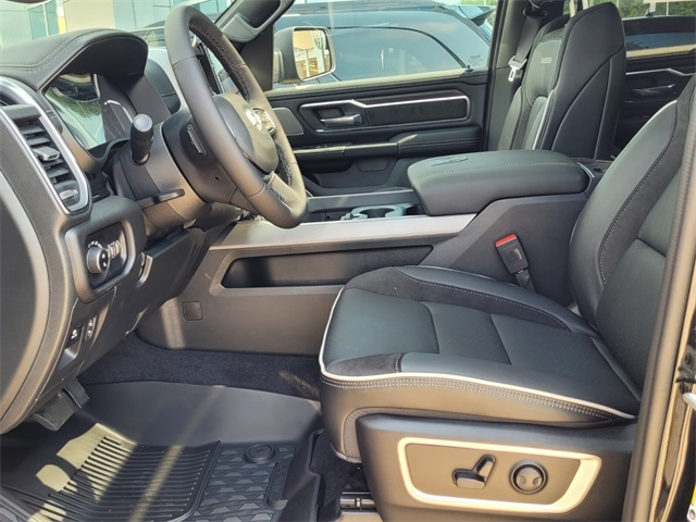 2026 Ram 1500 Laramie photo 3