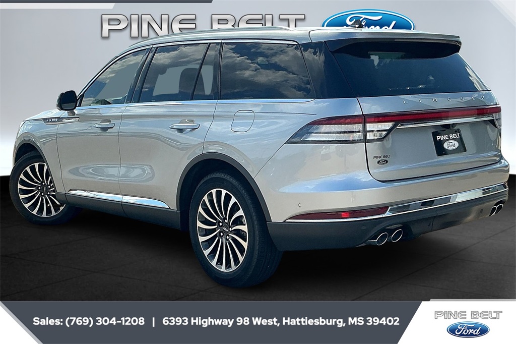 2023 Lincoln Aviator Reserve photo 2