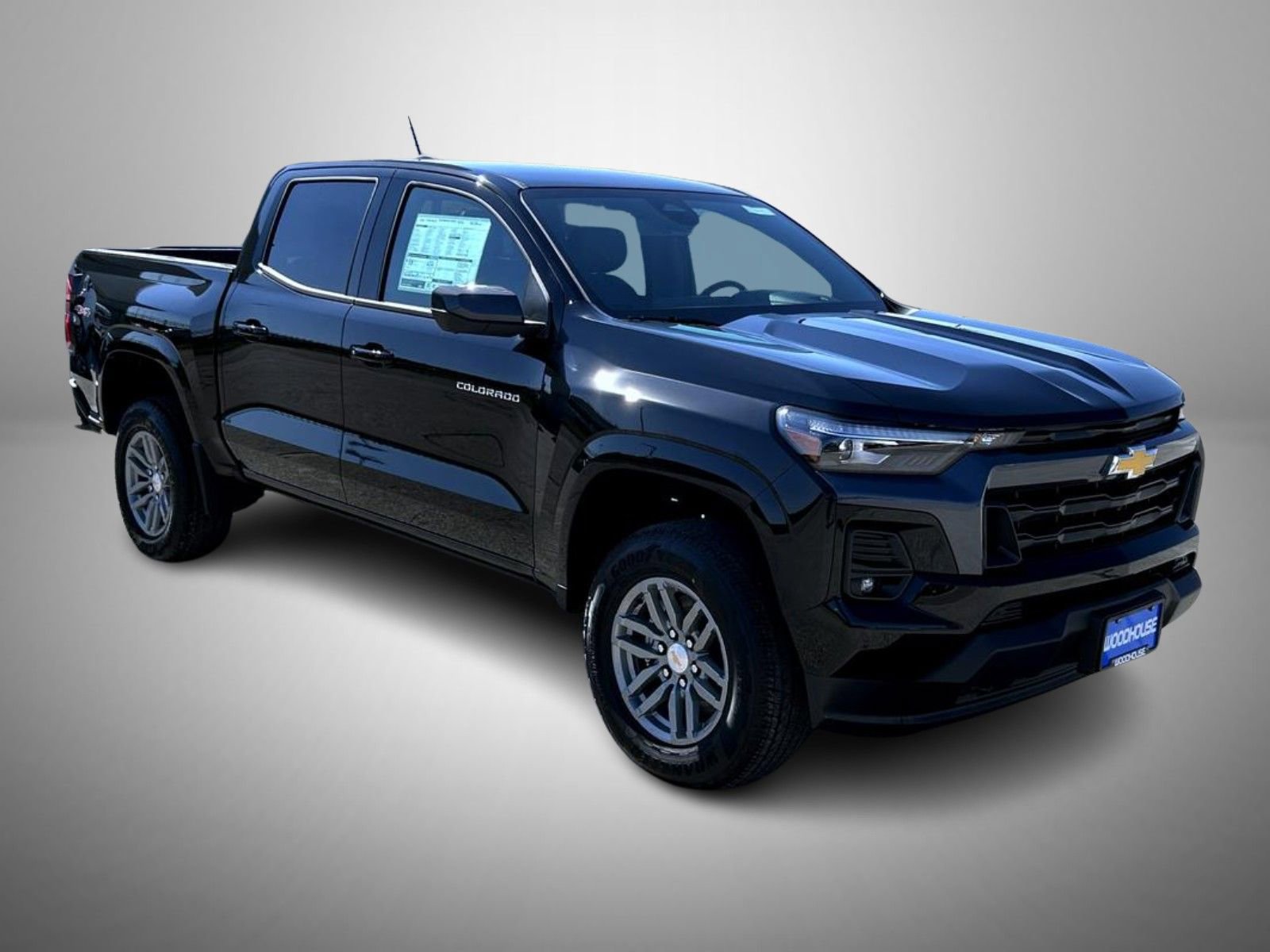 2026 Chevrolet Colorado LT photo 3