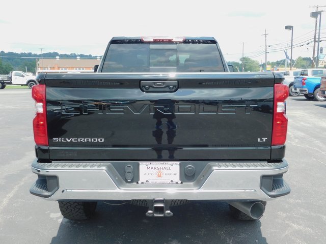 2025 Chevrolet Silverado 2500HD LT photo 7