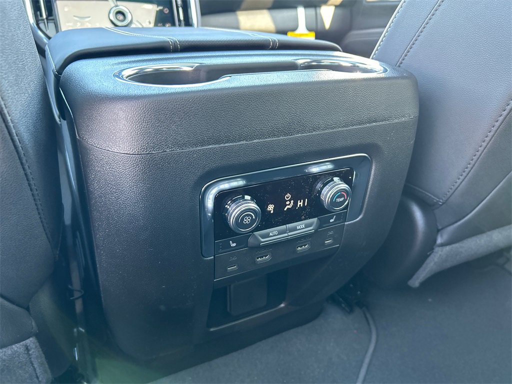 2026 GMC YUKON XL - Image 29