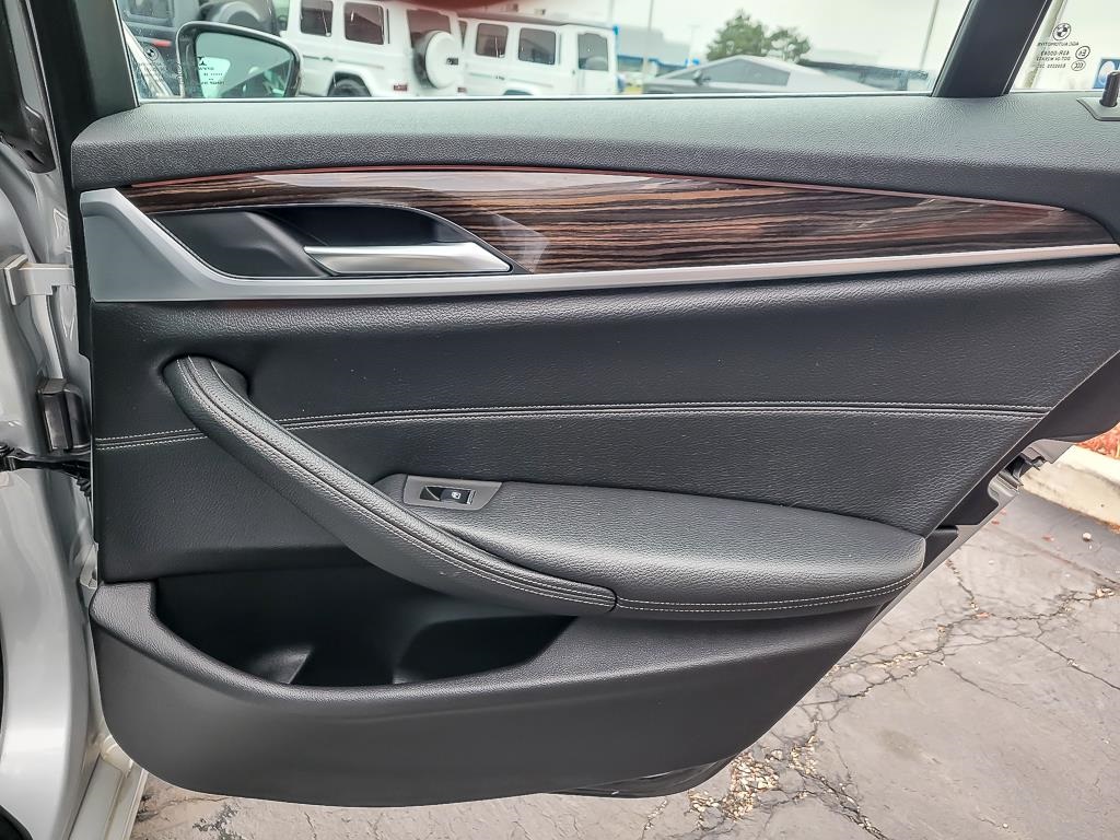 2019 BMW 530I - Image 21