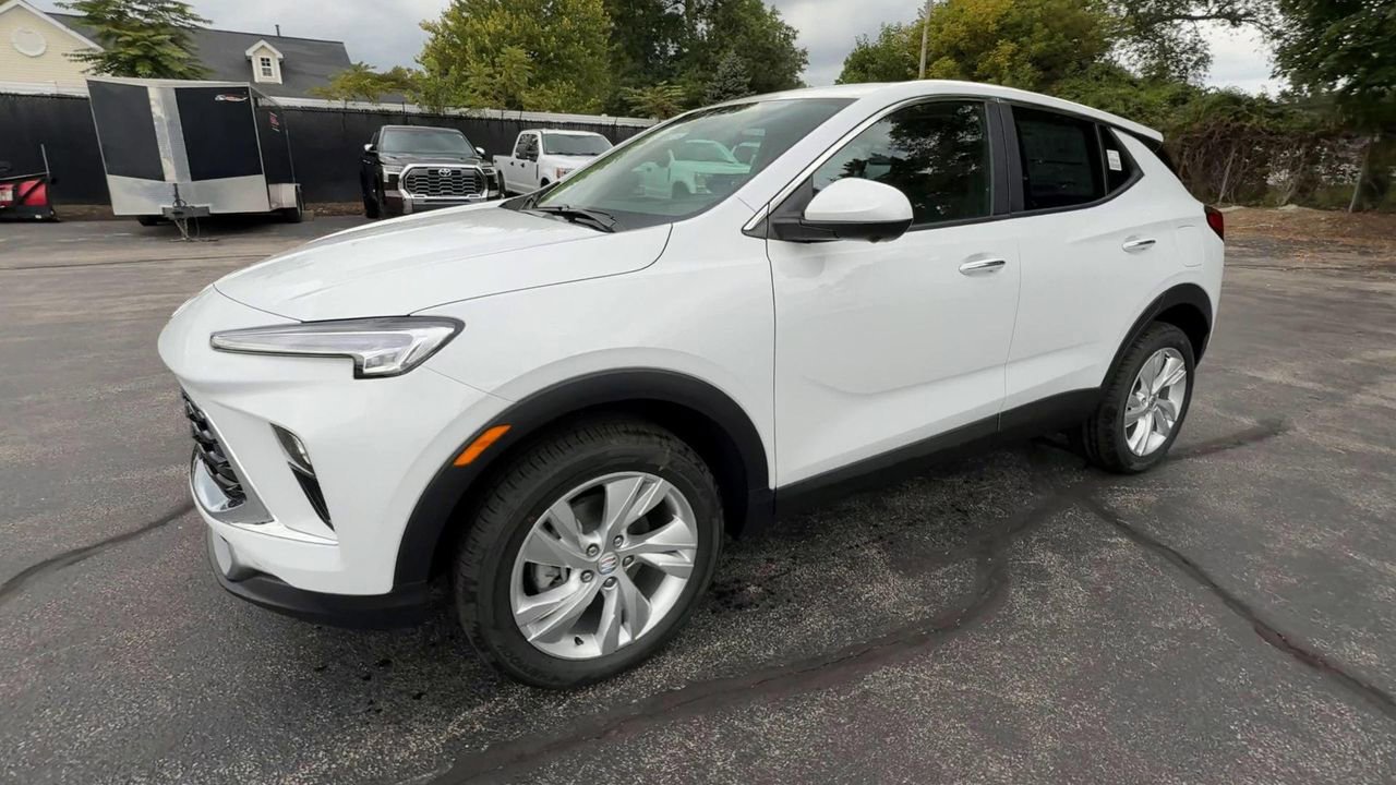 2026 Buick Encore GX Preferred photo 3