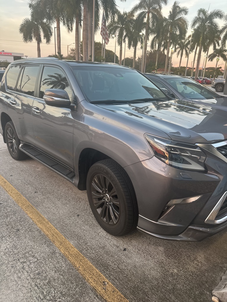 2023 Lexus GX PREMIUM's photo