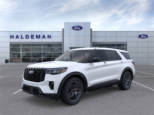 2026 Ford Explorer ST-LINE's photo