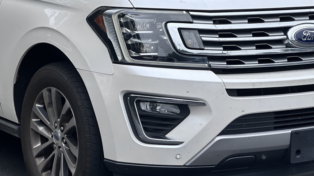 2018 Ford Expedition Limited photo 2