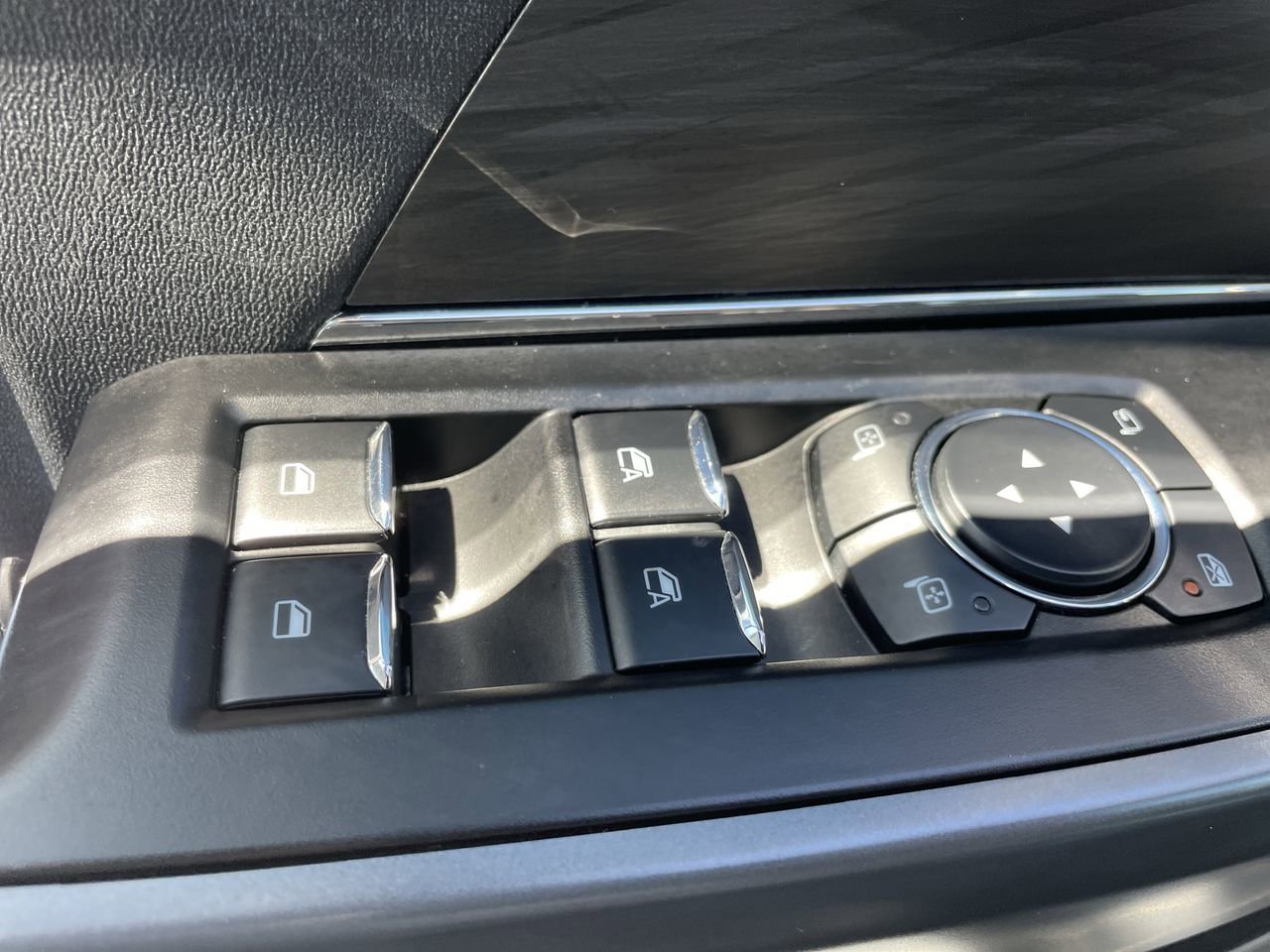 2024 Ford F-150 Lariat photo 17