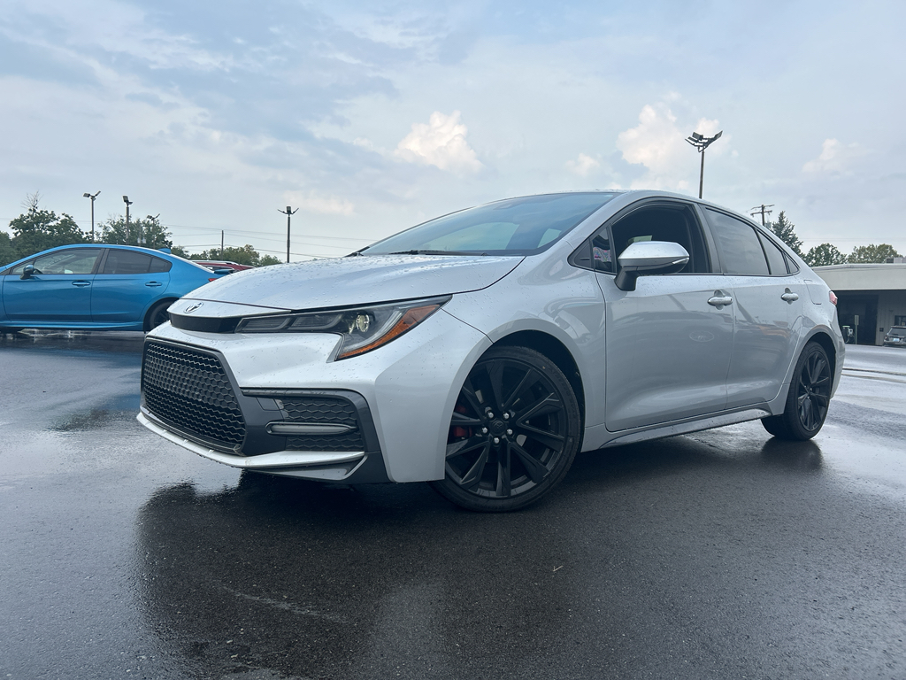 2020 Toyota Corolla SE photo 2