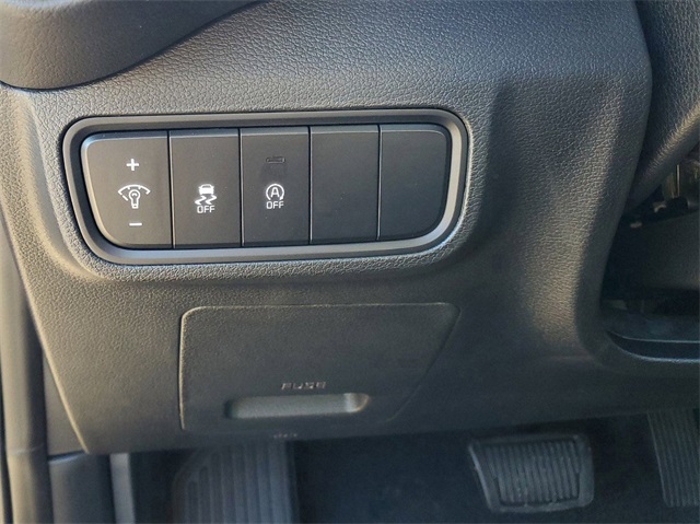 2025 Kia Soul LX photo 10