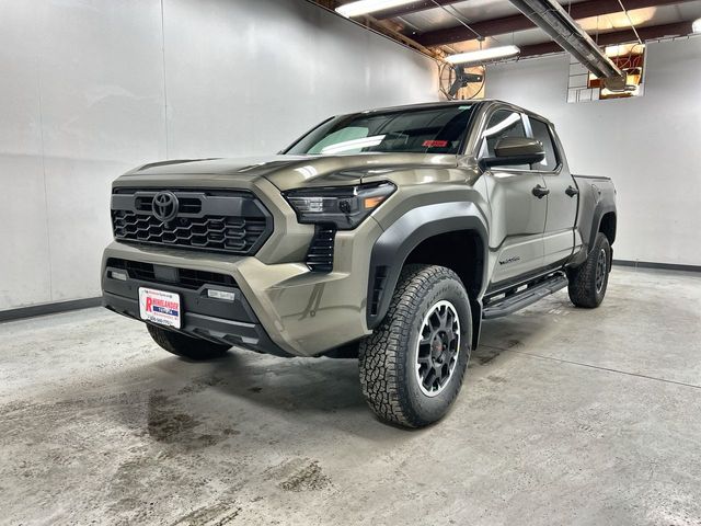 2025 Toyota Tacoma TRD Off Road's photo