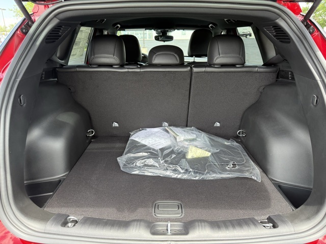 2025 Jeep Compass Latitude photo 15
