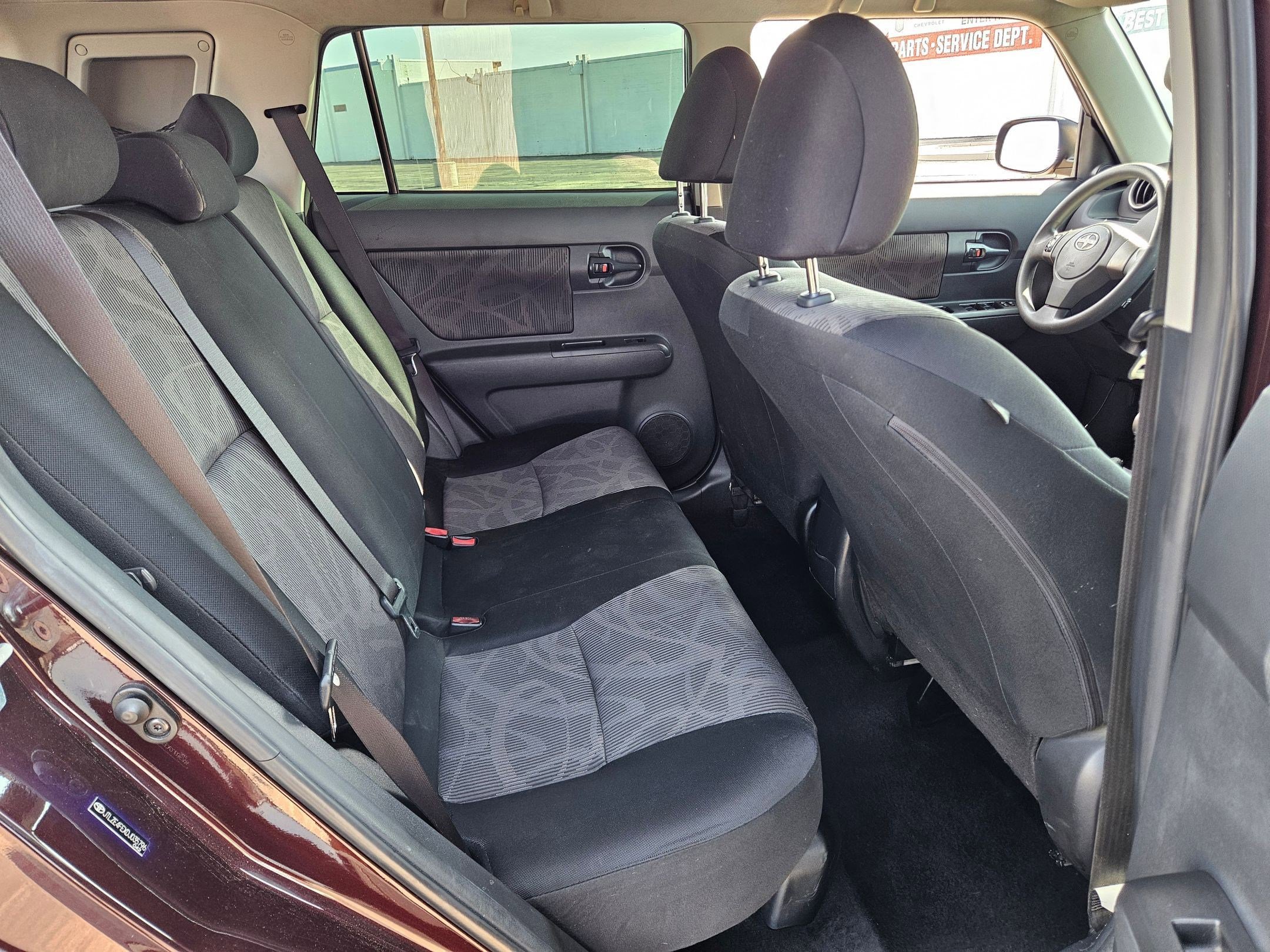 2013 Scion xB photo 16