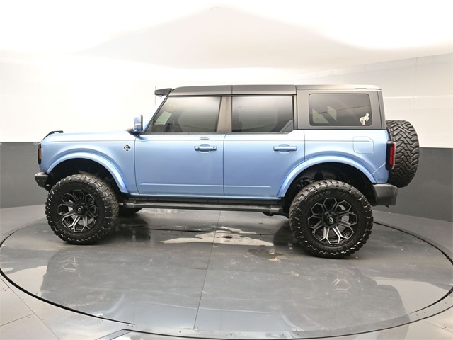 2022 Ford Bronco Outer Banks photo 3