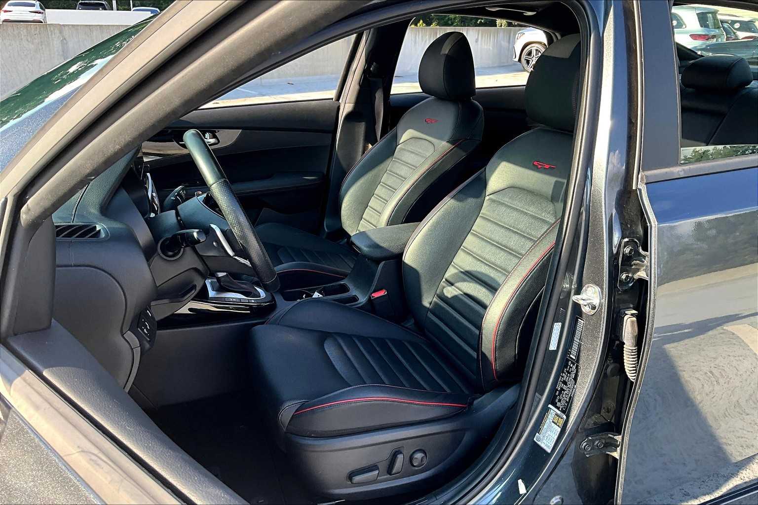 2024 Kia Forte GT photo 6