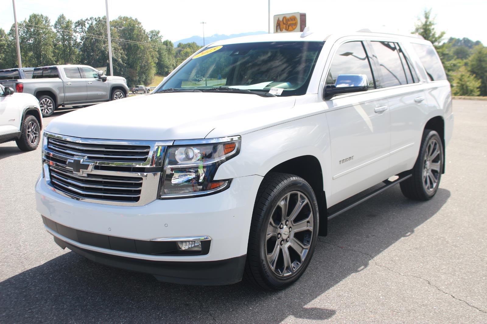 2015 Chevrolet Tahoe LTZ photo 3