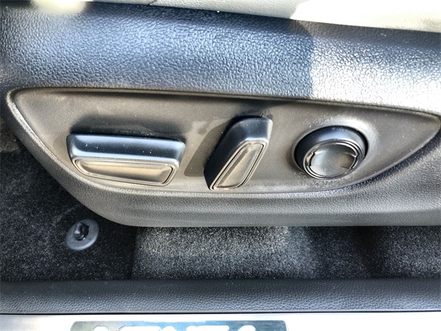 2023 Toyota Venza XLE photo 4