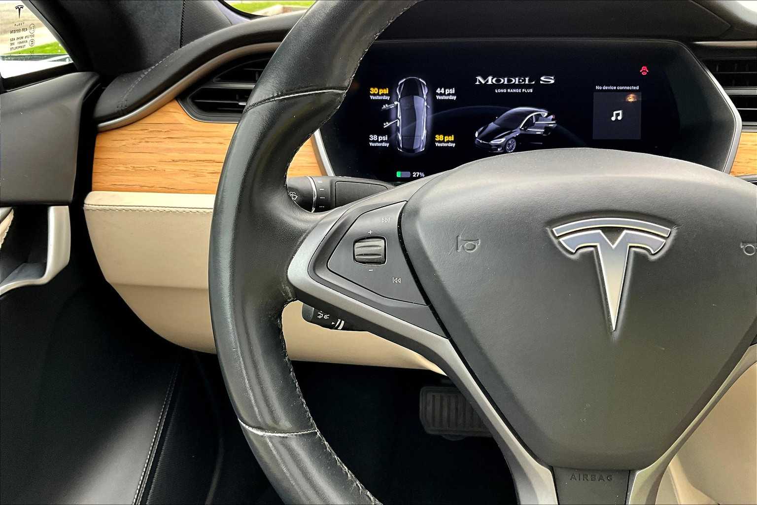 2021 Tesla Model S Long Range Plus photo 23