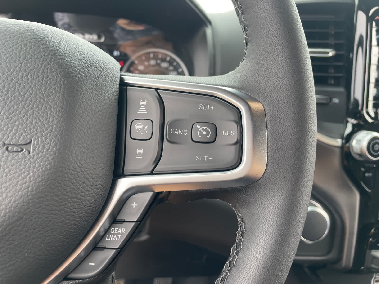 2025 Ram 1500 Big Horn photo 23