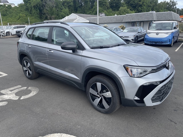 2025 Volkswagen Taos S photo 4