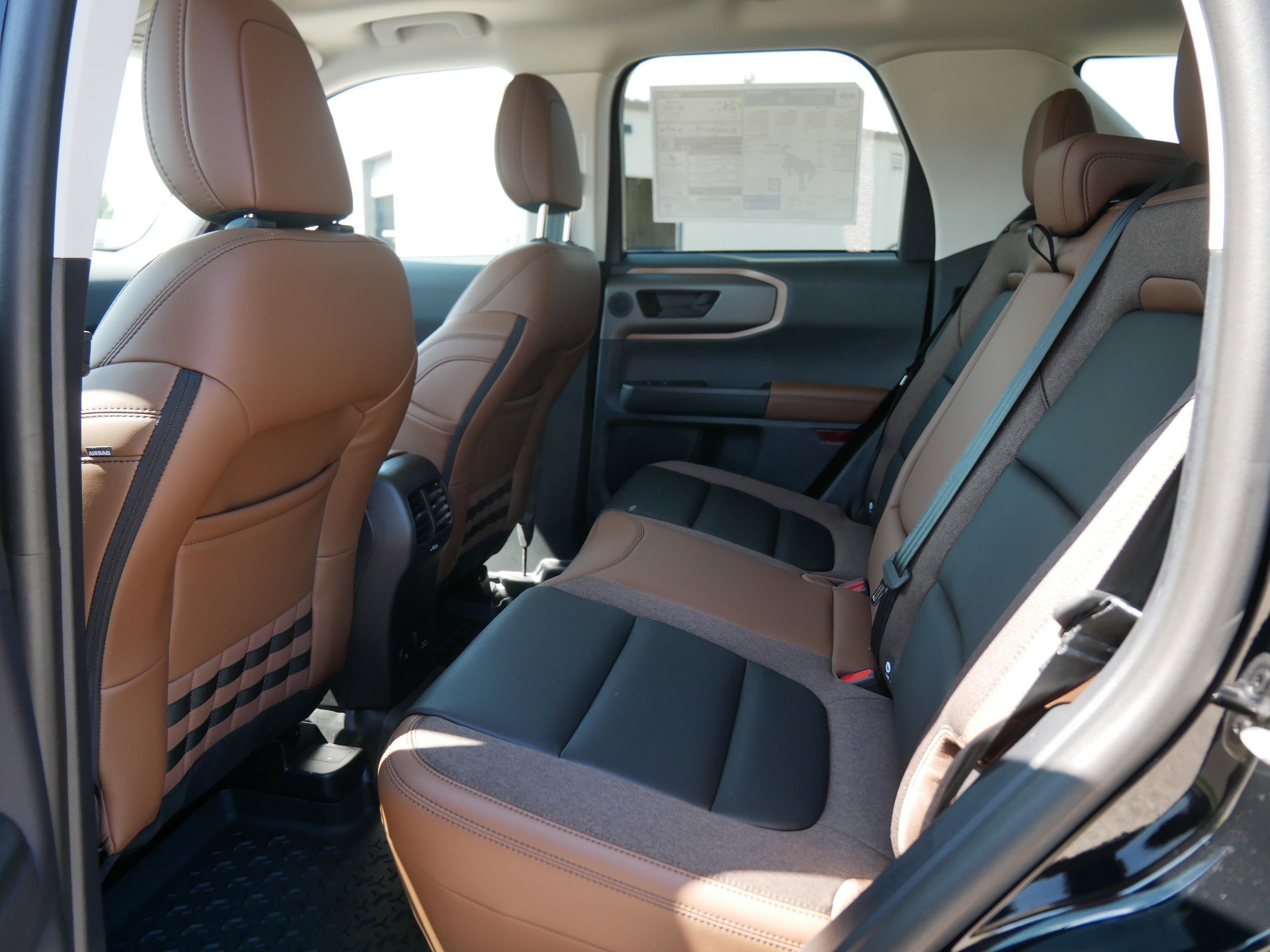 2025 Ford Bronco Sport Outer Banks photo 8