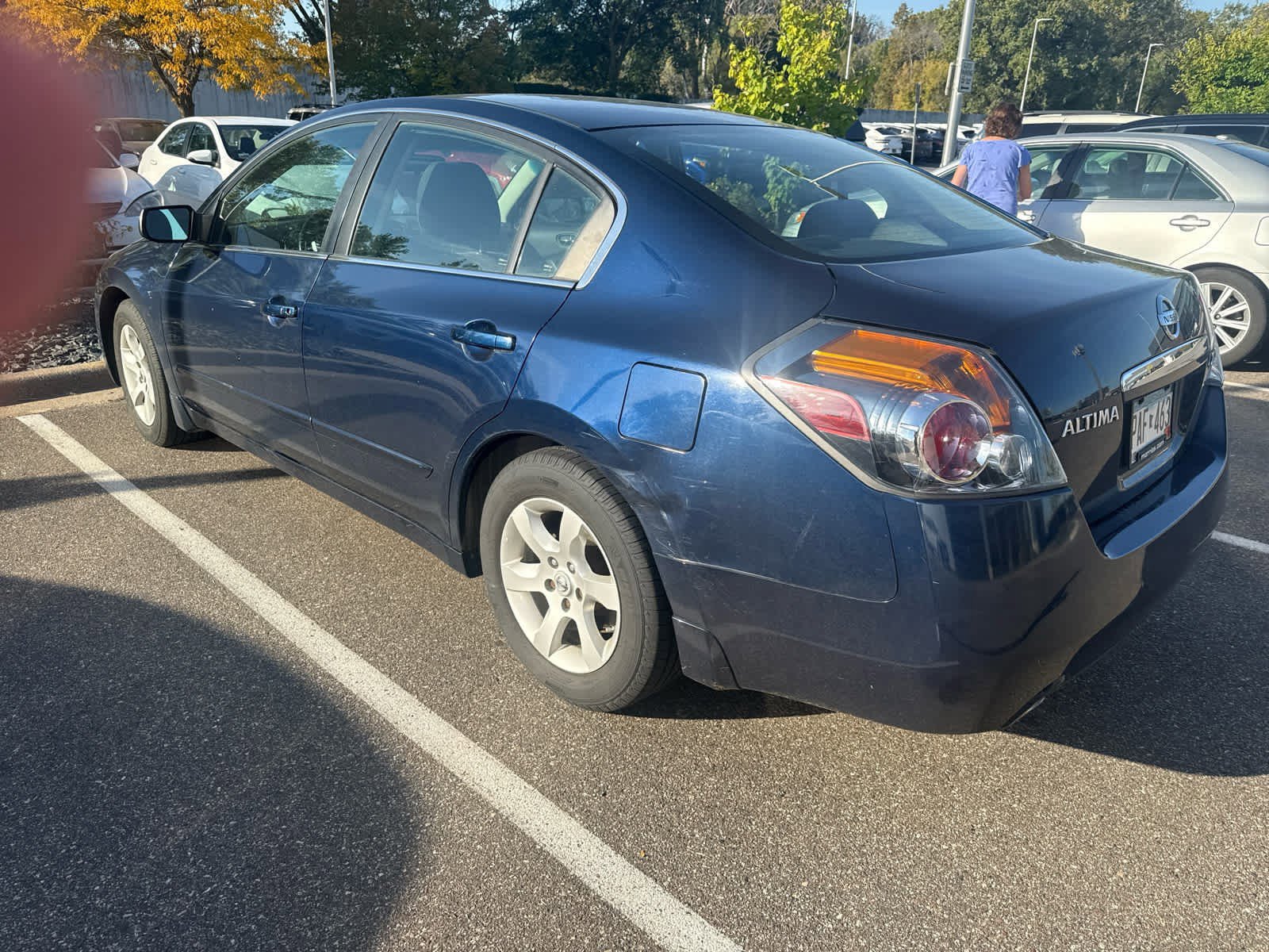 Used 2009 Nissan Altima S with VIN 1N4AL21E09N553044 for sale in Golden Valley, MN