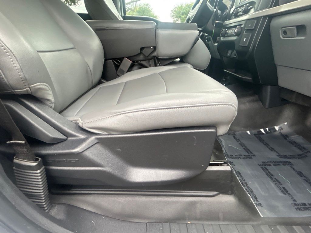 2023 Ford F-150 XL photo 19