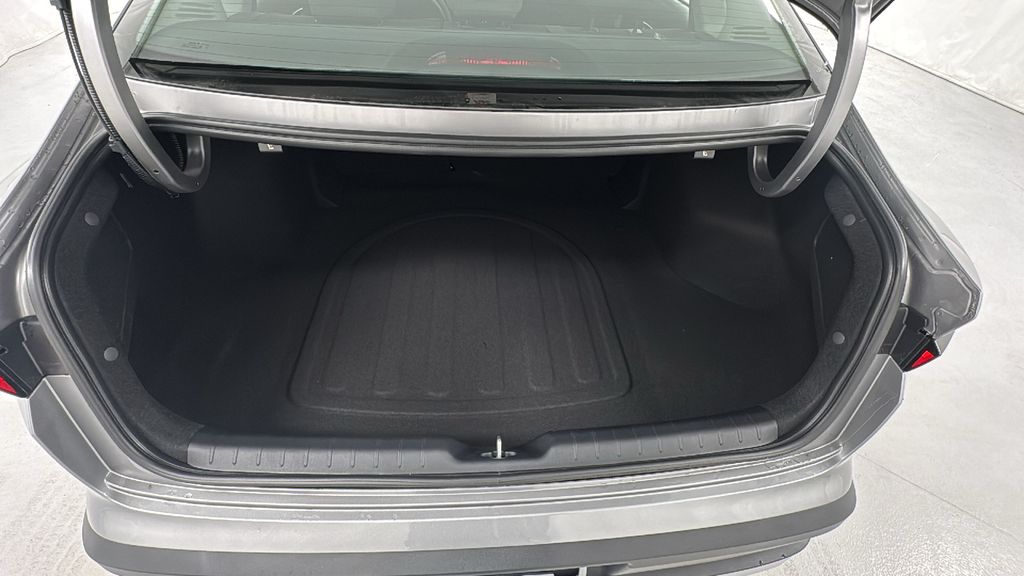 2025 Kia K4 LXS photo 15