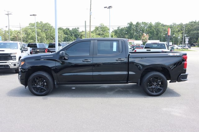 2023 Chevrolet Silverado 1500 Custom photo 4