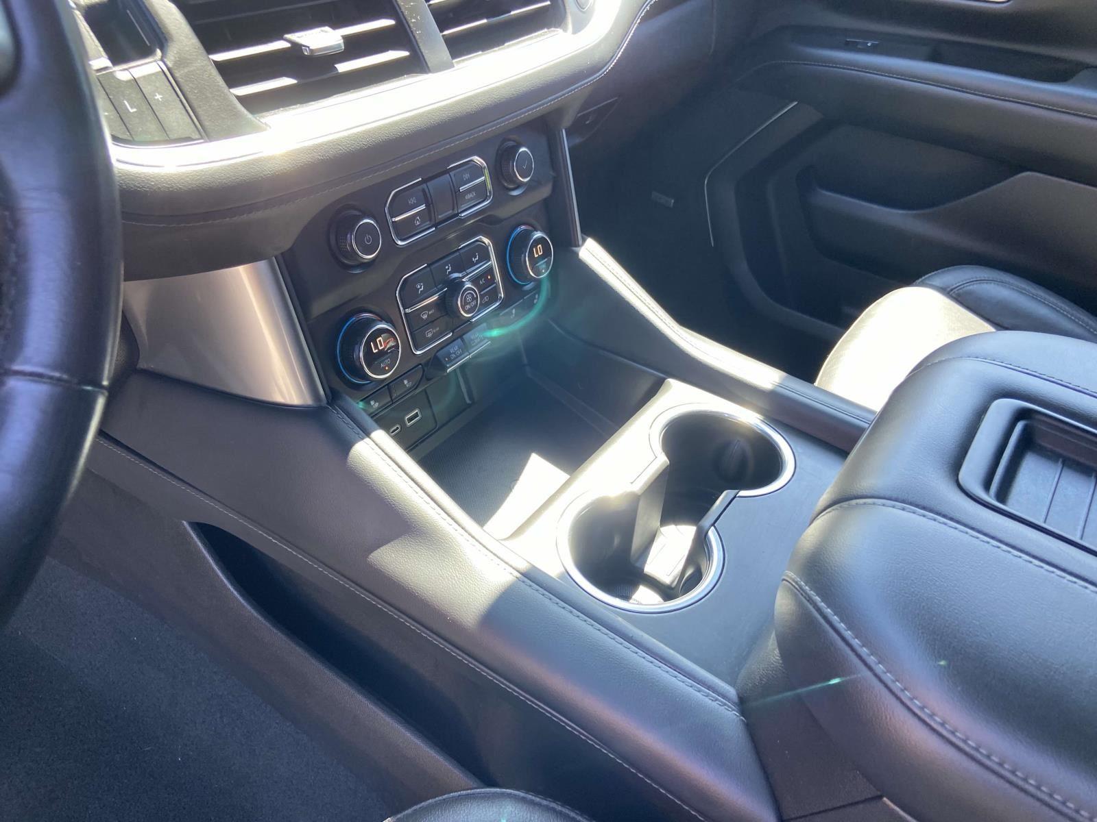 2021 Chevrolet Tahoe LT photo 12
