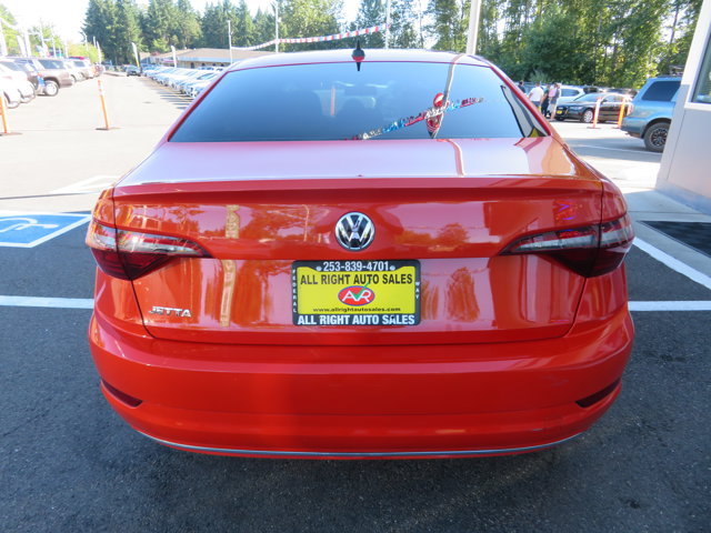 2021 Volkswagen Jetta SE photo 4