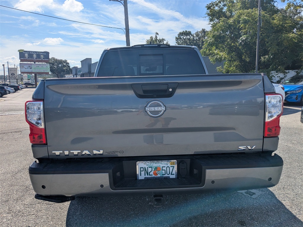 2024 Nissan Titan SV photo 3