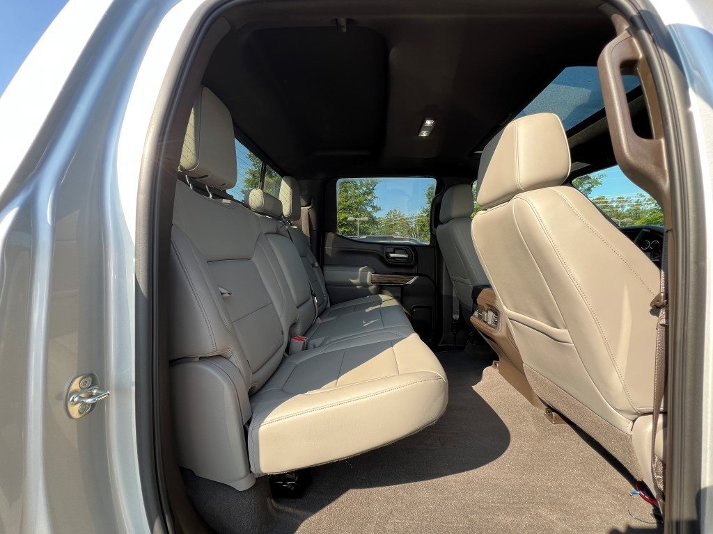 2020 Chevrolet Silverado 1500 RST photo 11