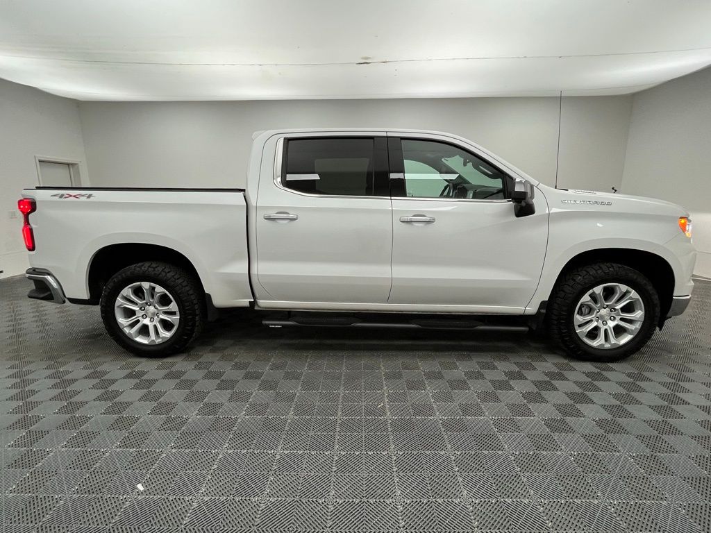 2022 Chevrolet Silverado 1500 LTZ photo 10