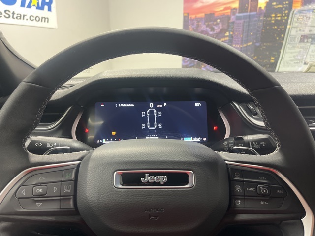 2025 Jeep Grand Cherokee Laredo X photo 10