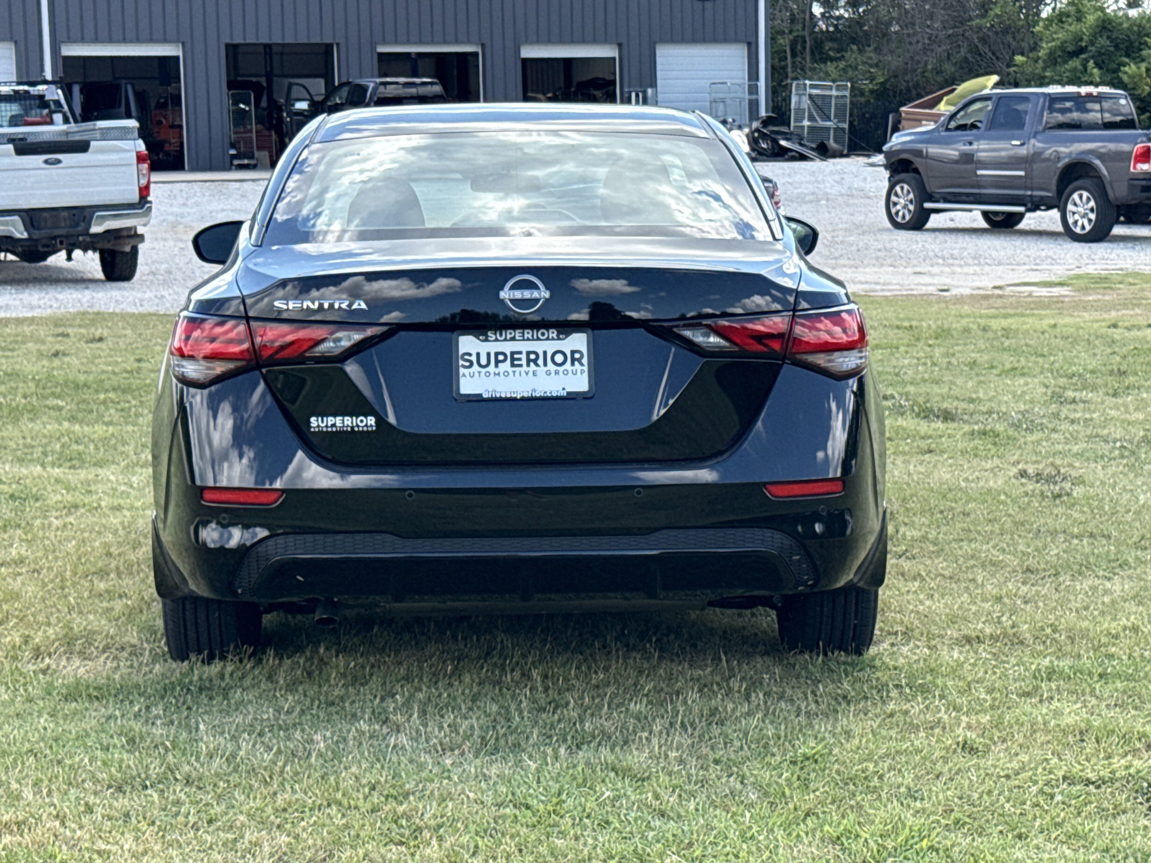 2025 Nissan Sentra S photo 2