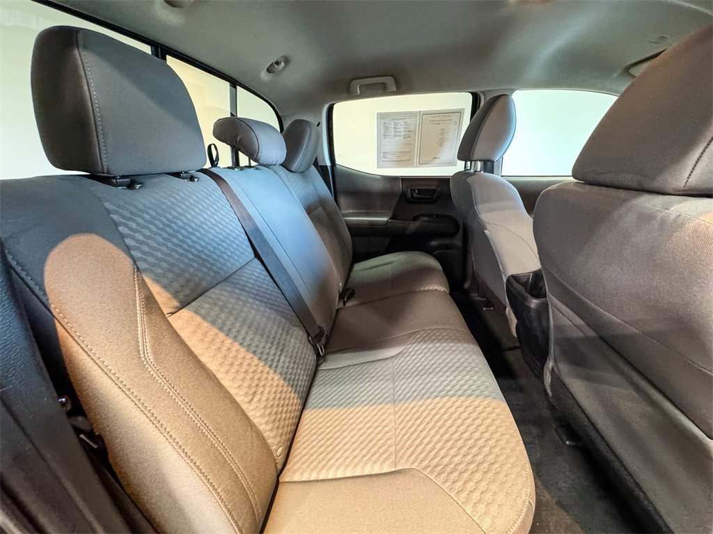 2022 Toyota Tacoma SR V6 photo 21