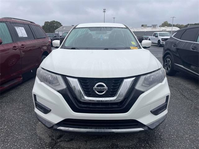 Used 2017 Nissan Rogue S with VIN KNMAT2MT6HP502204 for sale in Belmont, NC