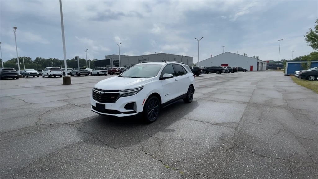 2022 Chevrolet Equinox RS photo 2