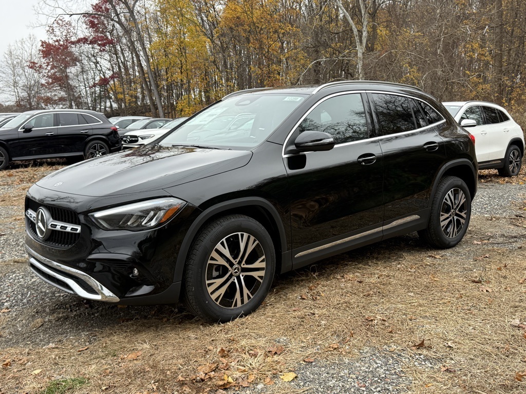 2026 Mercedes Benz GLA 250 4MATIC photo 3