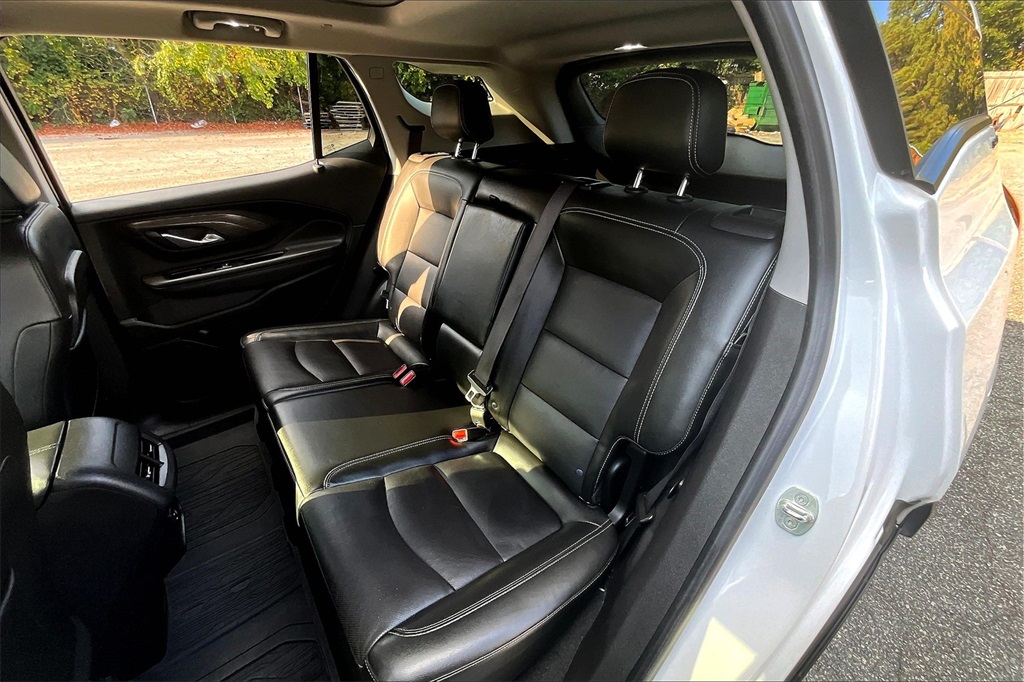 2022 Gmc Terrain SLT photo 22