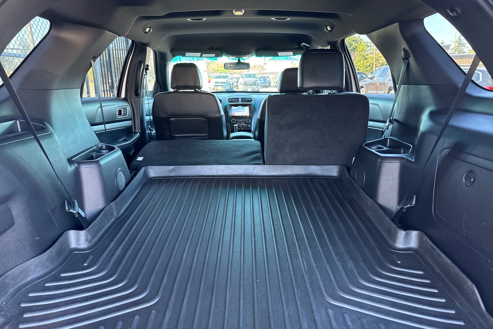 2017 Ford Explorer XLT photo 14