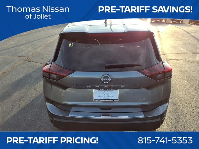 2026 Nissan Rogue SV photo 3