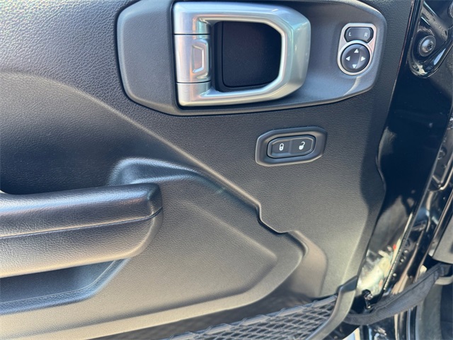 2021 Jeep Wrangler Unlimited Willys photo 12
