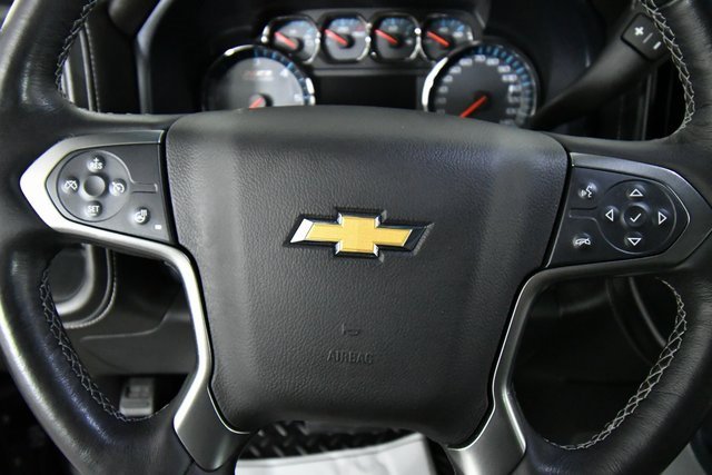 2018 Chevrolet Silverado 1500 LTZ photo 2