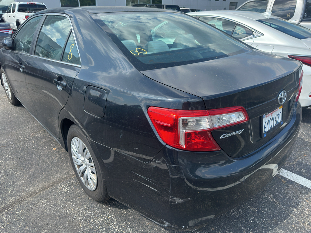 2012 Toyota Camry LE photo 3