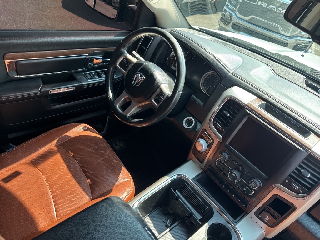 2016 Ram 1500 Laramie photo 23