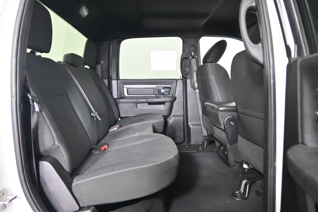 2021 Ram 1500 Classic Warlock photo 13